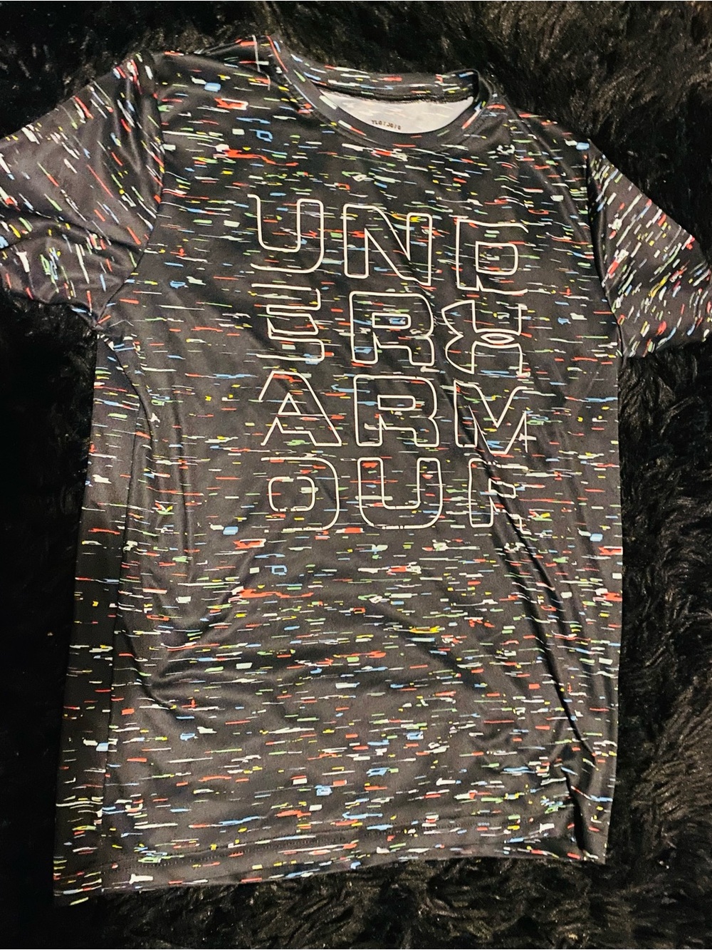 Under Armour Black Short-Sleeve Graphic Performance Tee with Multicolor Speckle